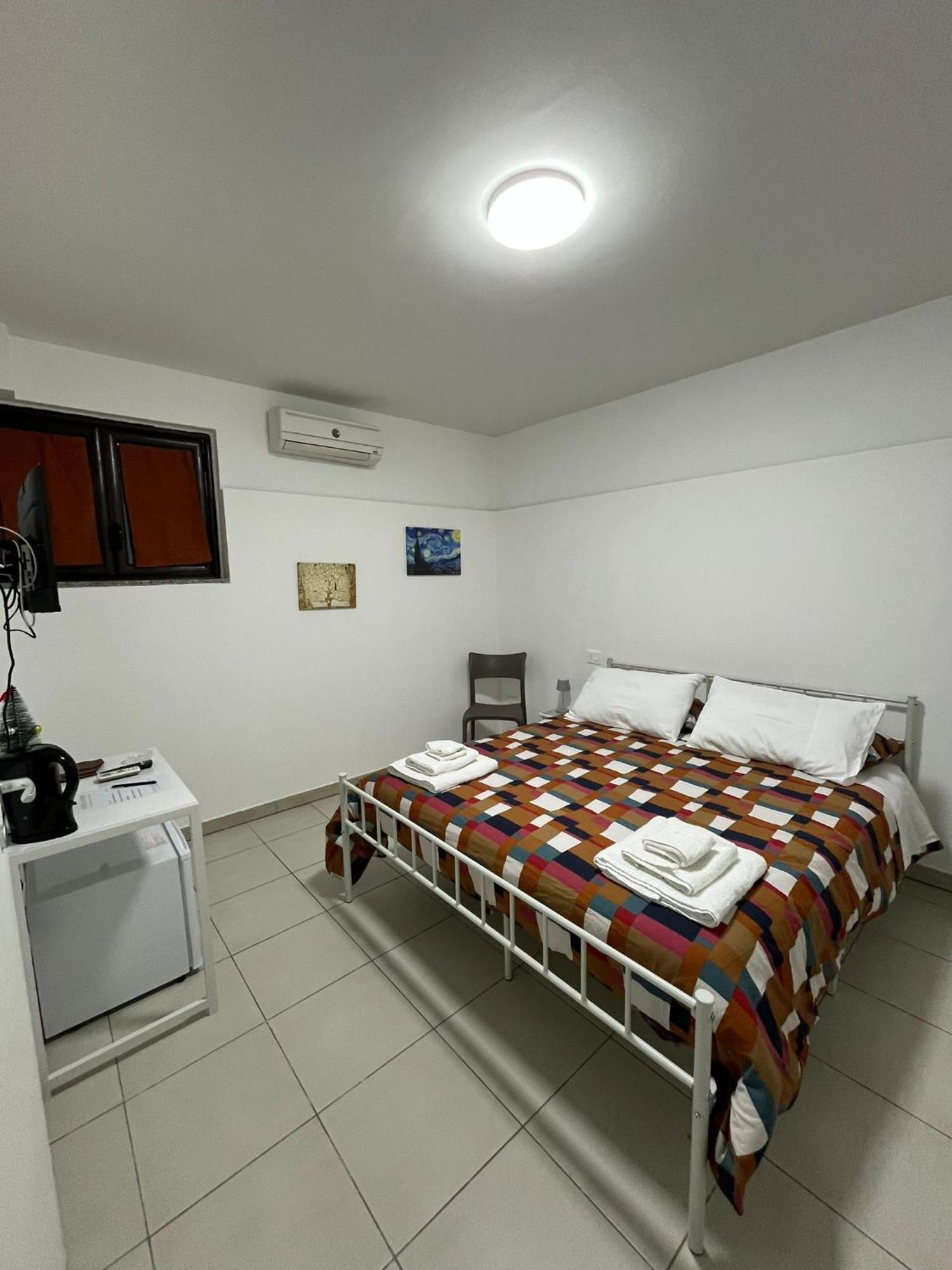 Aurora Rooms Pomigliano d'Arco Exterior photo
