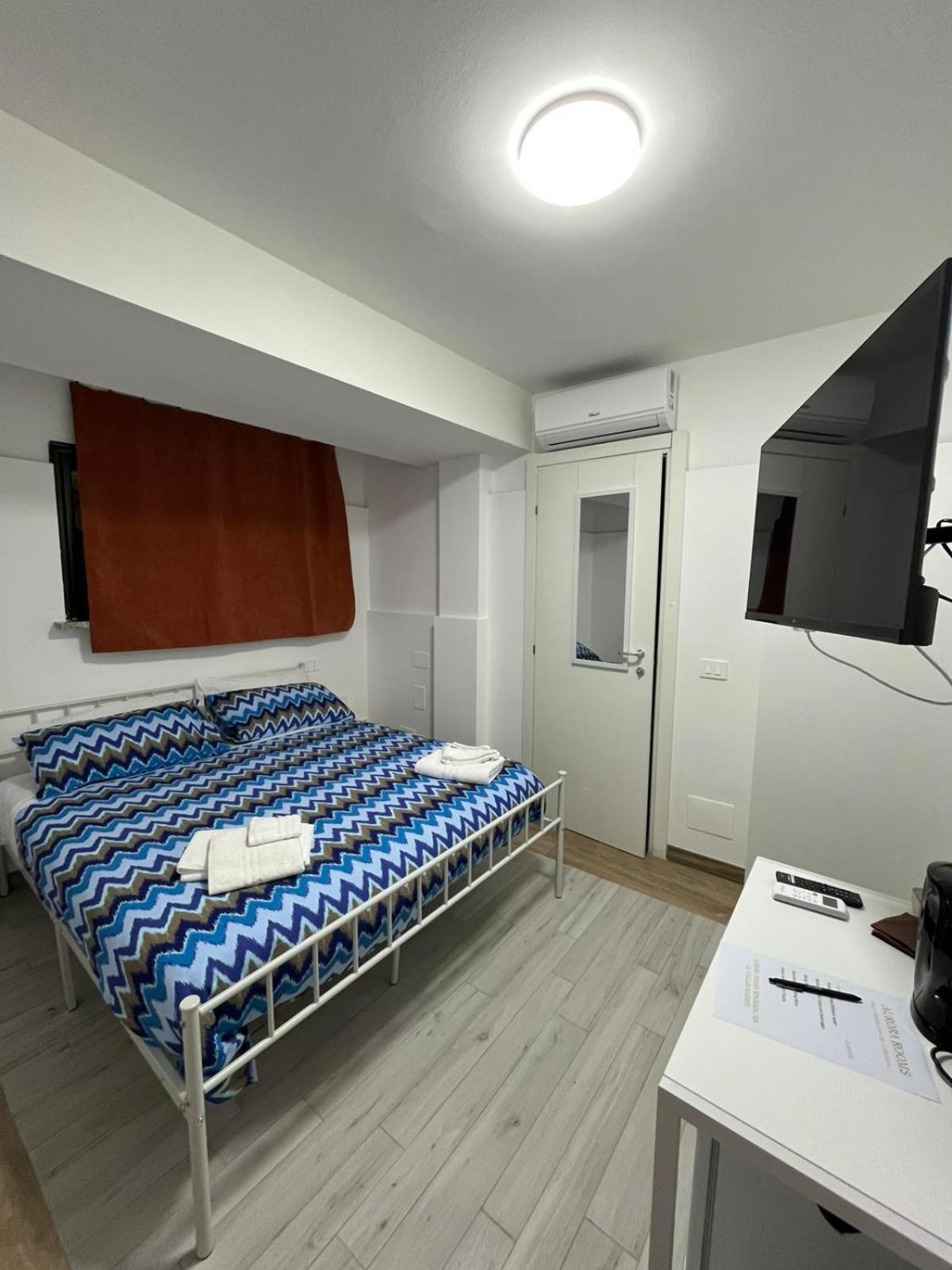 Aurora Rooms Pomigliano d'Arco Exterior photo